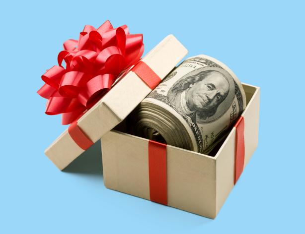 gift box with cash
